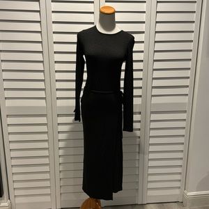 ATM NWOT Rib long sleeves with Wrapping bottom detail in a Modal/Spandex blend
